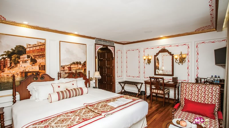 Colonial Suite, Ganges Voyager II