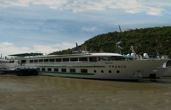 Crucero fluvial Danubio Azul al completo
