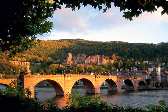 Heidelberg, al fondo su castillo